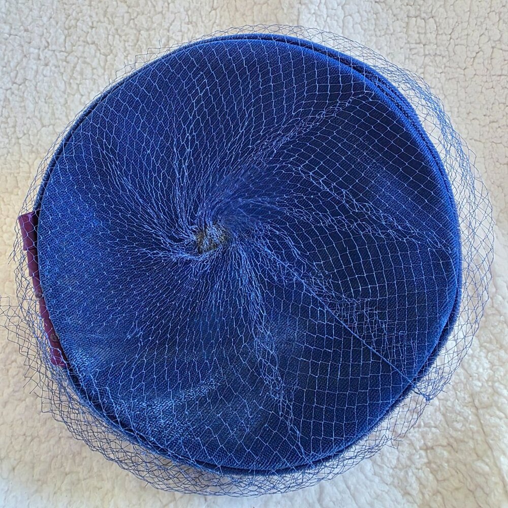 Pillbox Hat in Royal Blue Velvet with Netting - Union Made 1960's - Picture 4 of 7